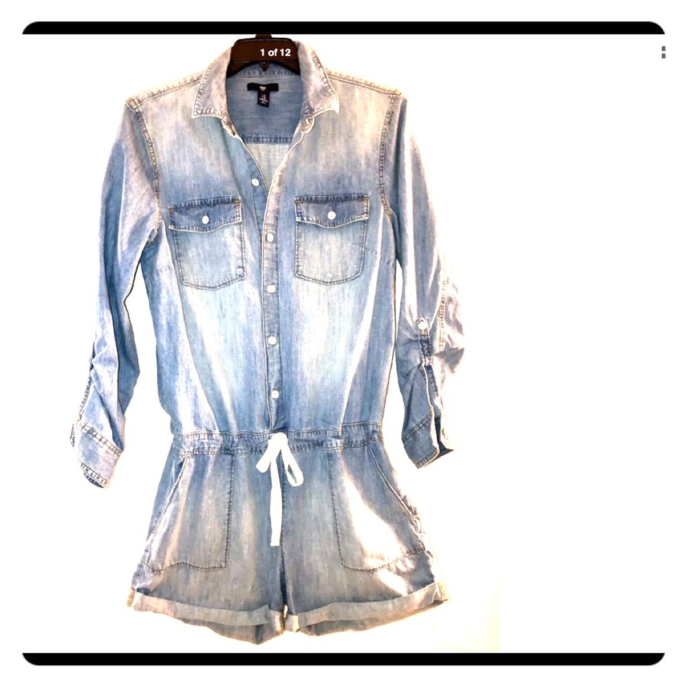 ISO GAP DENIM ROMPER~NOT FOR SALE
